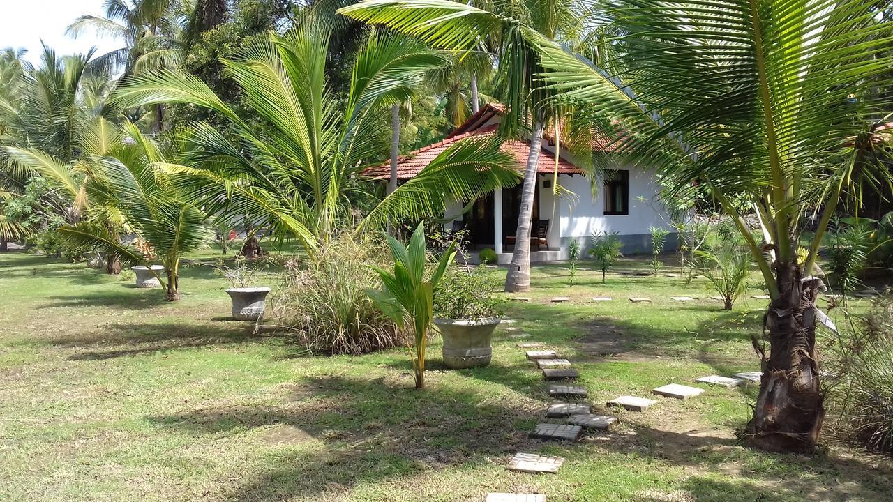 Chillenjoy Cabanas & Restaurant Tangalle Extérieur photo