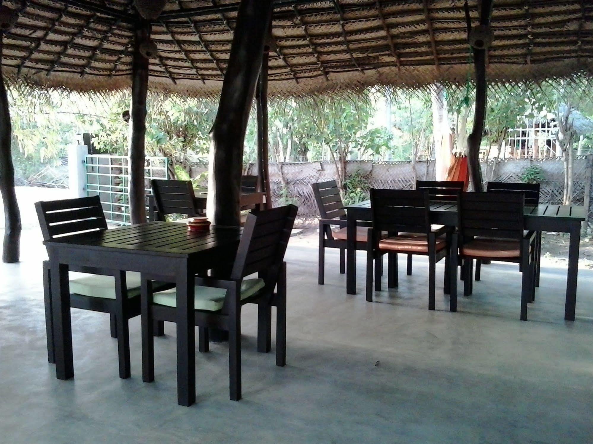 Chillenjoy Cabanas & Restaurant Tangalle Extérieur photo