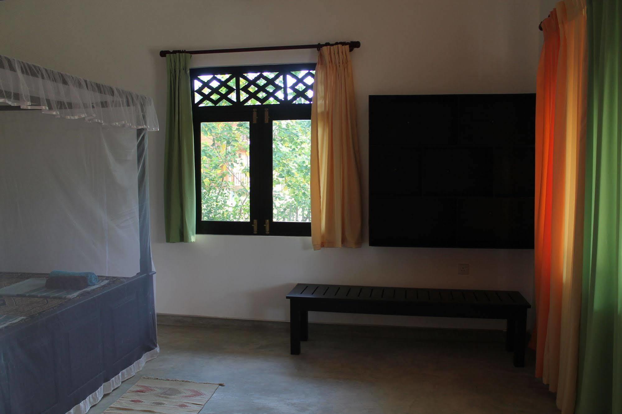 Chillenjoy Cabanas & Restaurant Tangalle Extérieur photo