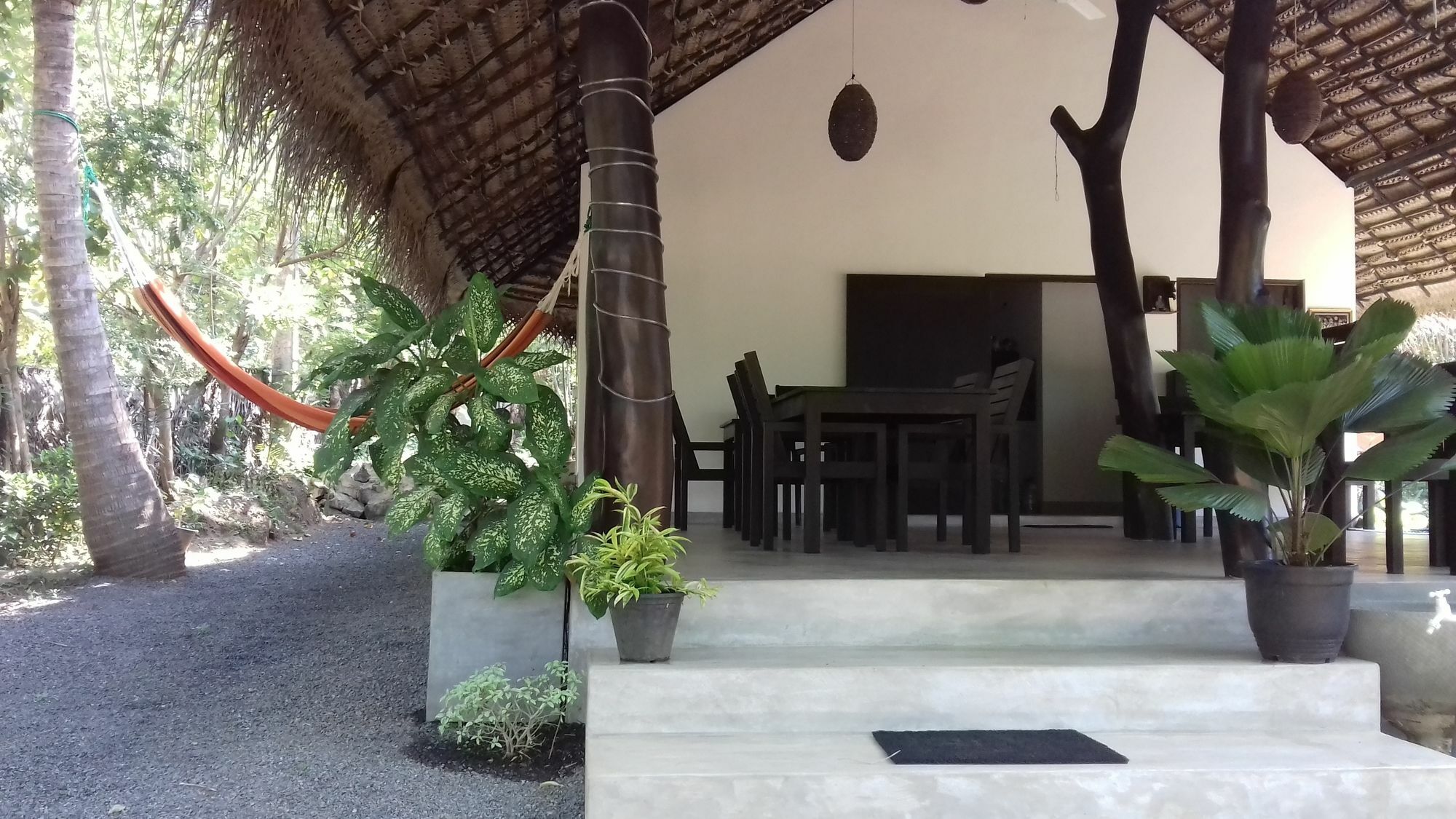 Chillenjoy Cabanas & Restaurant Tangalle Extérieur photo
