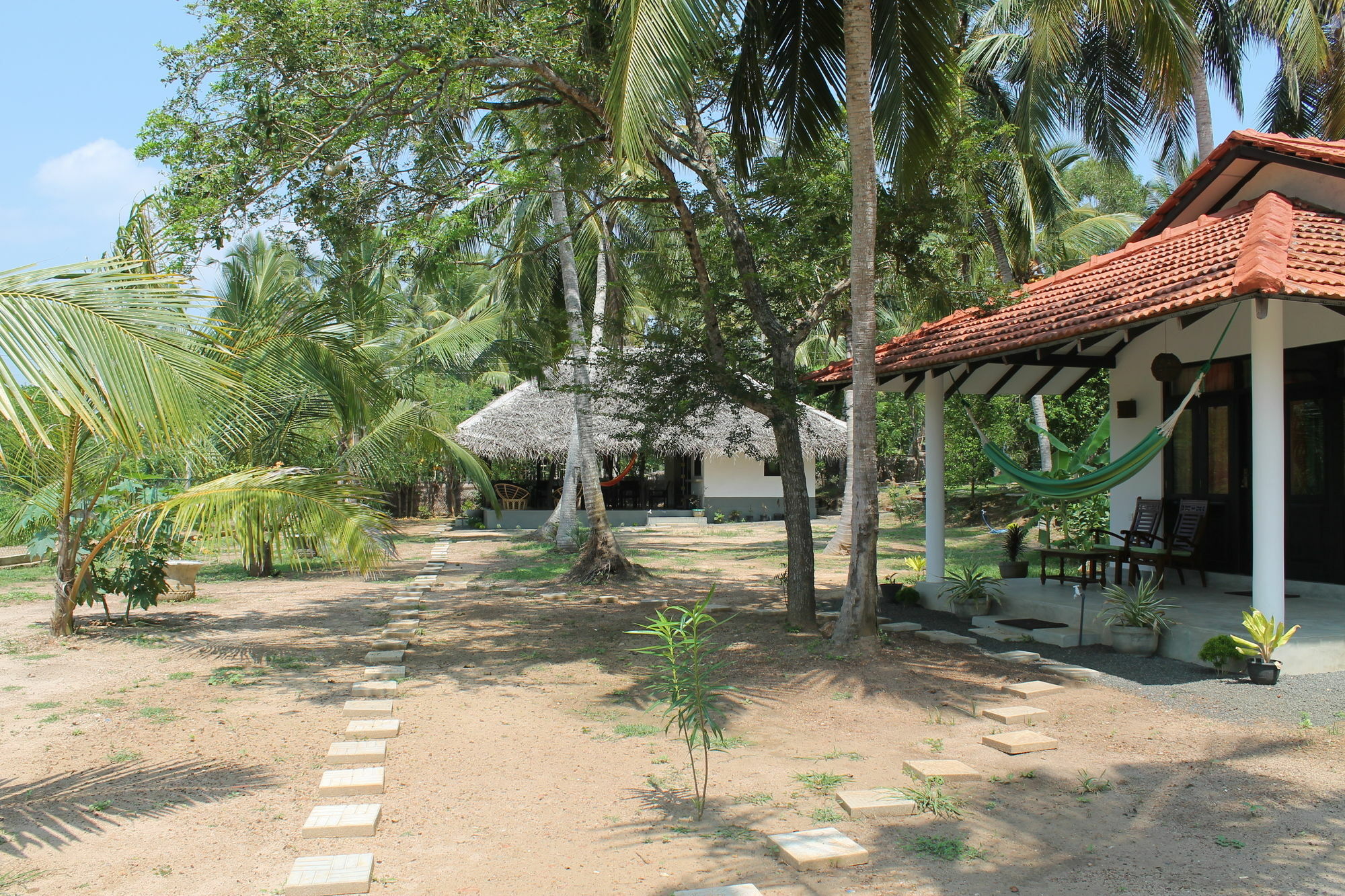 Chillenjoy Cabanas & Restaurant Tangalle Extérieur photo