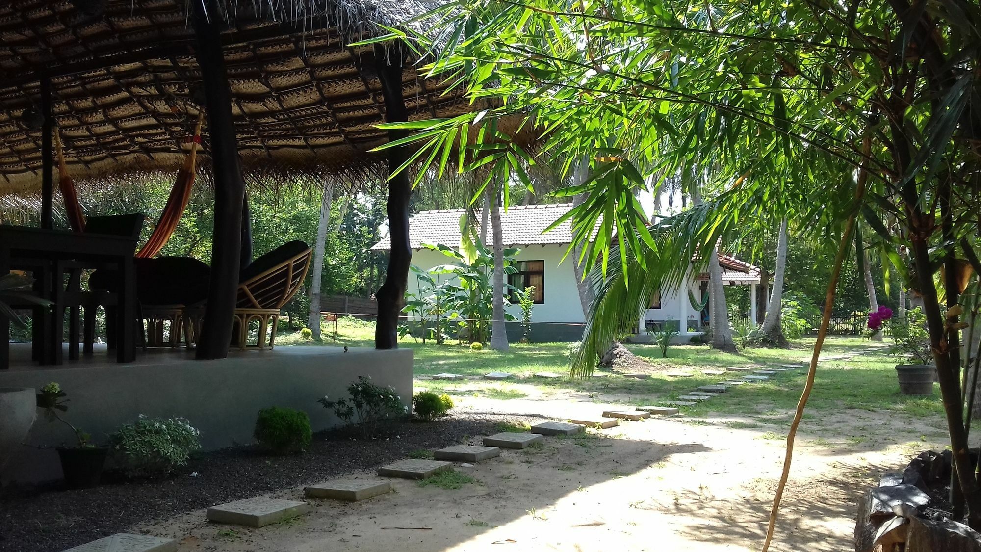 Chillenjoy Cabanas & Restaurant Tangalle Extérieur photo